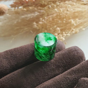 Translucent Icy Brilliant Flower Green Jadeite "Barrel" Pendant (JAB002017)