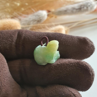 Translucent Yellow and Green Jadeite "Mouse" Pendant (JAB004705)