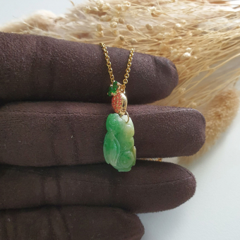 Translucent Brilliant Green Jadeite "Rabbit and Carrot" Pendant (JAB005243)