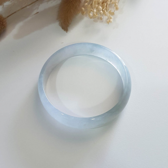 [Rare] Highly Translucent Icy and Green Jadeite Flat Bangle (JAC002578)