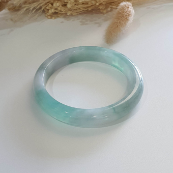 Good Translucency Icy with Icy Green Jadeite “Green Snow” Bangle (JAC002664)