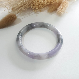 Translucent Icy Black with Brilliant Lavender Jadeite Bangle (JAC002913)