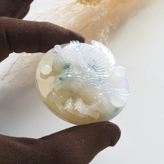 [Rare] Good Translucent Icy with Green and Yellow "Majestic Eagle" Pendant (JAM000458)